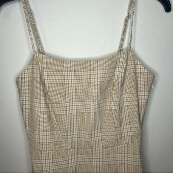 Aritzia Wilfred Beige/Tan Plaid Isabelle Mini Dress - Picture 2 of 8